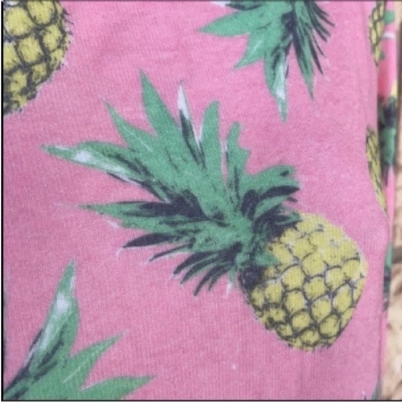 Wildfox Pineapple Palace Sweater, Small NWOT
Bloggers Favorite !!! long sleeve - Picture 10 of 16